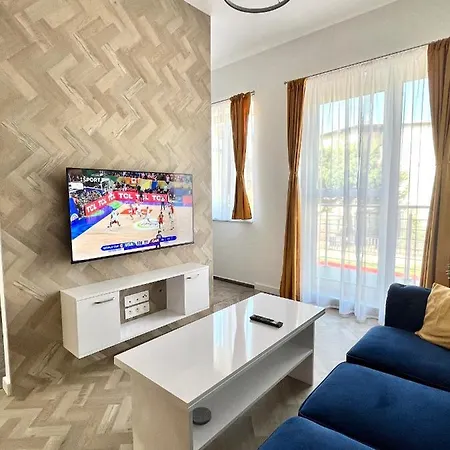 Lucia Apartment *