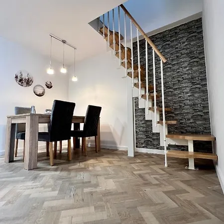 Lucia Apartmán *
